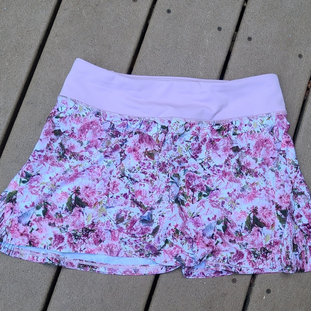 Lululemon skirt - Picture 6 of 8